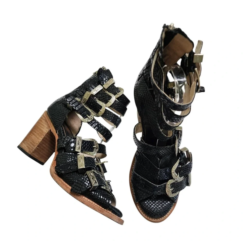 Freebird Womens Brooklyn Boot Sandals Size 10 Black Embossed Leather Buckles
